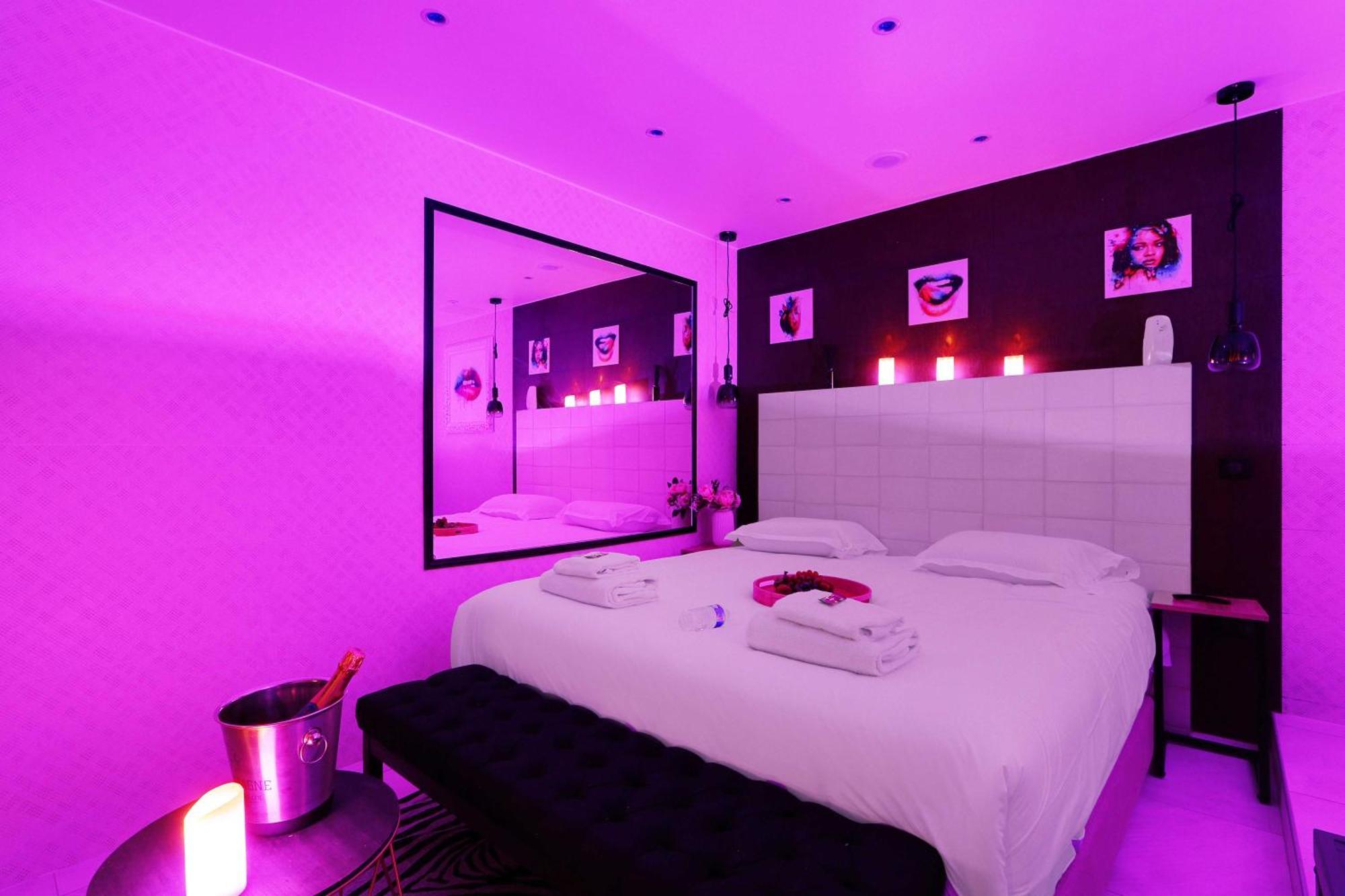 Intimate Apartment With Air Conditioner & Jacuzzi 2Br 6P Montmartre Париж Экстерьер фото
