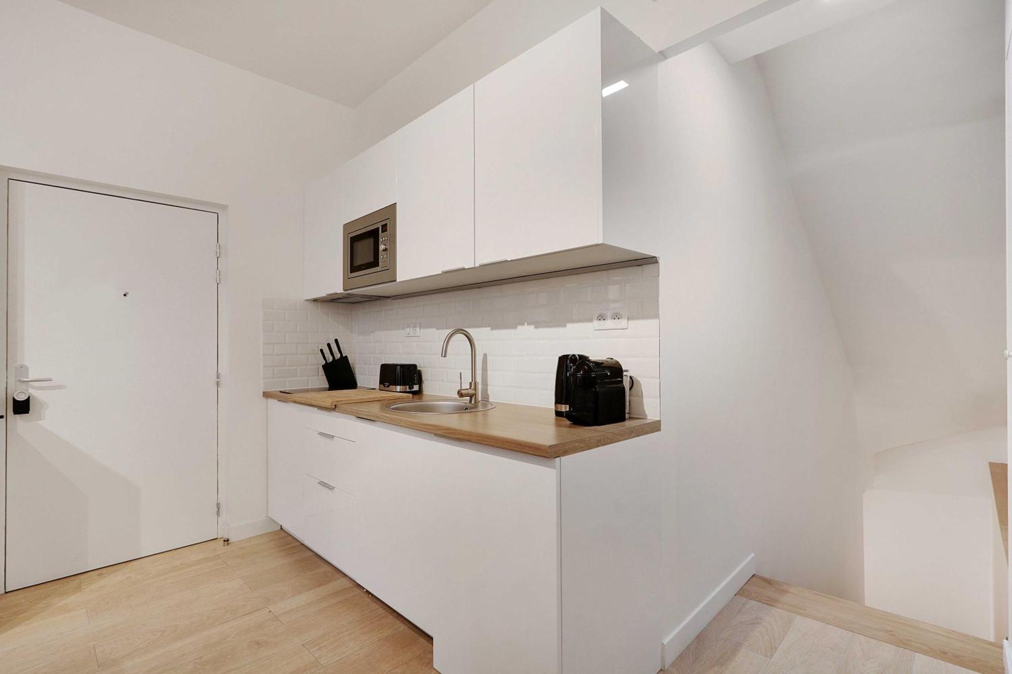 Intimate Apartment With Air Conditioner & Jacuzzi 2Br 6P Montmartre Париж Экстерьер фото