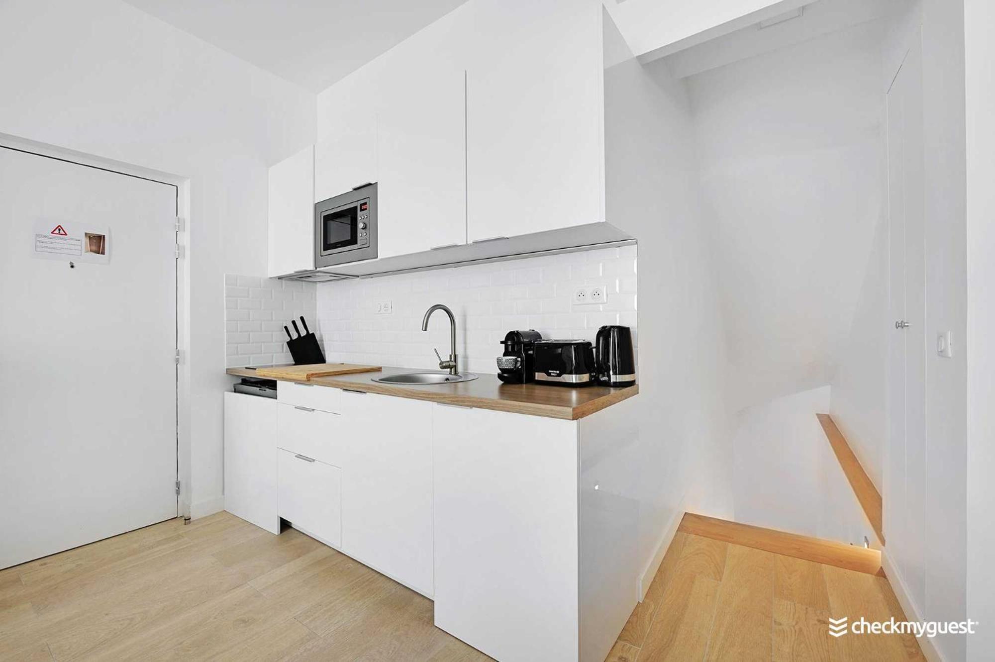 Intimate Apartment With Air Conditioner & Jacuzzi 2Br 6P Montmartre Париж Экстерьер фото